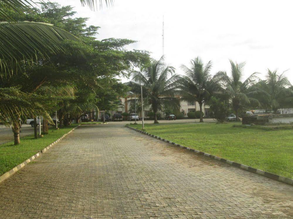 Tiffany Hotel And Towers Imogwu-Agwa Eksteriør bilde